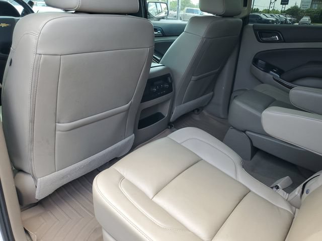 Used 2020 Chevrolet Suburban LT RWD image 24