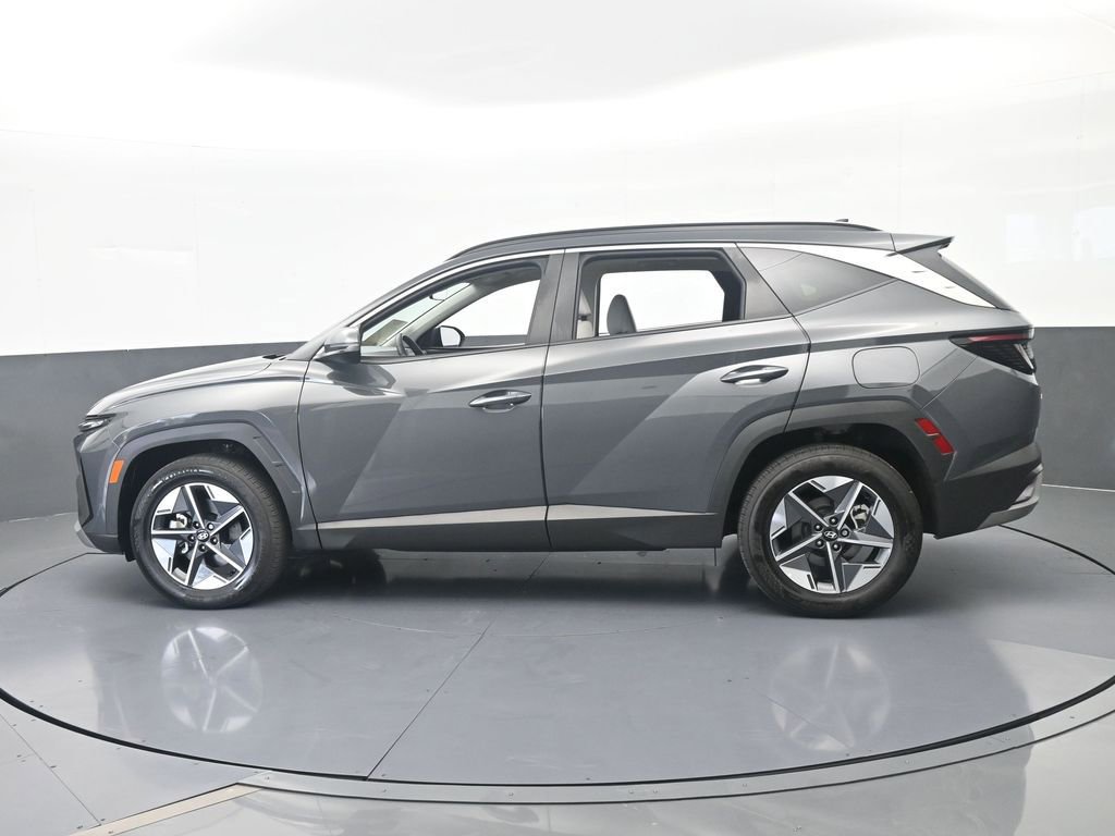 Used 2025 Hyundai Tucson SEL AWD/4WD image 3
