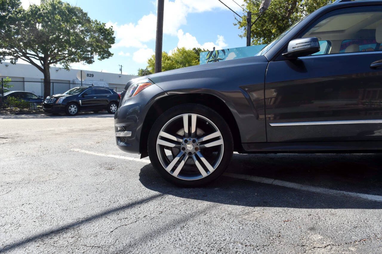 Used 2015 Mercedes-Benz GLK 350 2WD w/ Premium 1 Package image 6