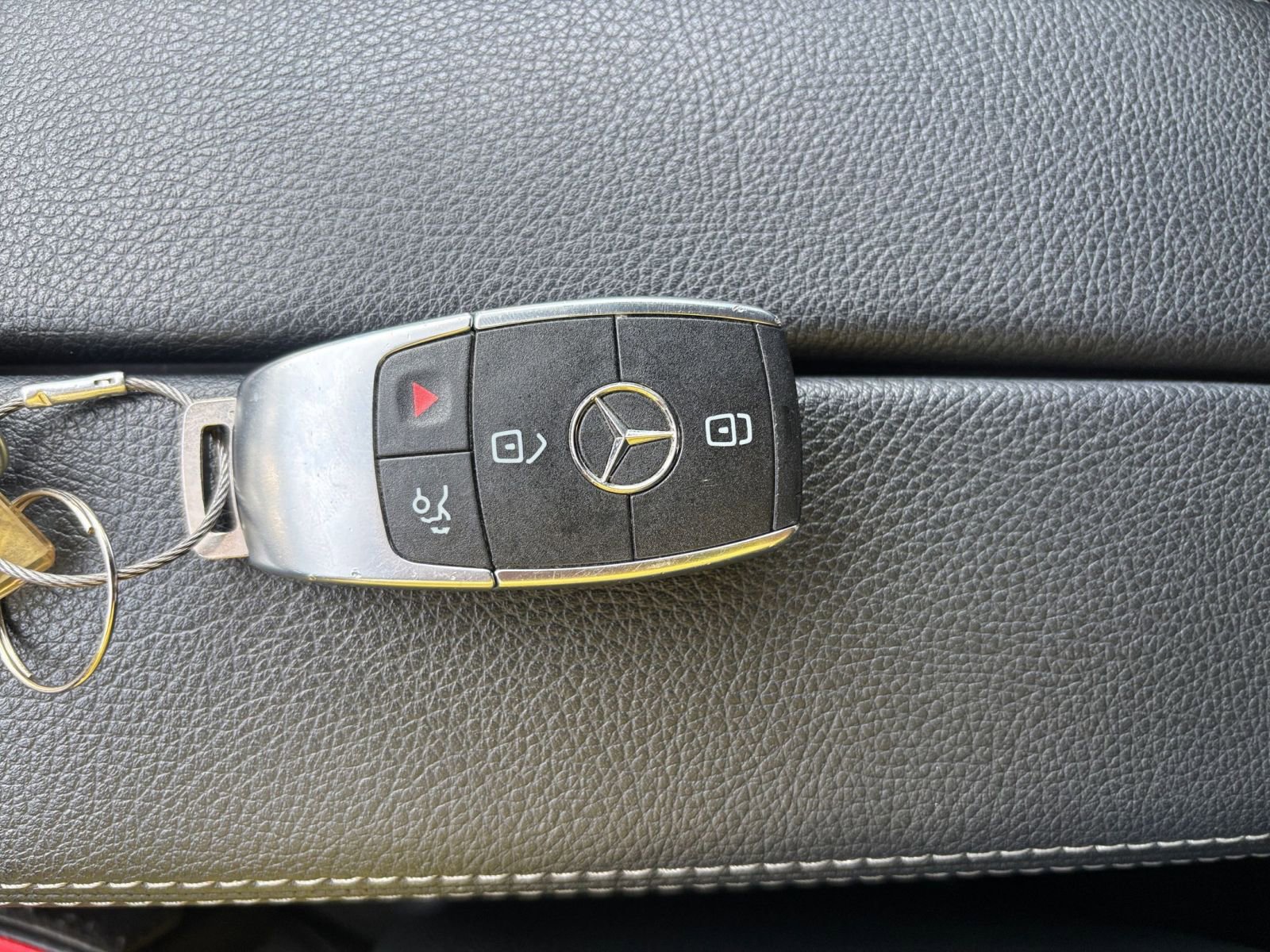 Used 2025 Mercedes-Benz GLA 250 image 21