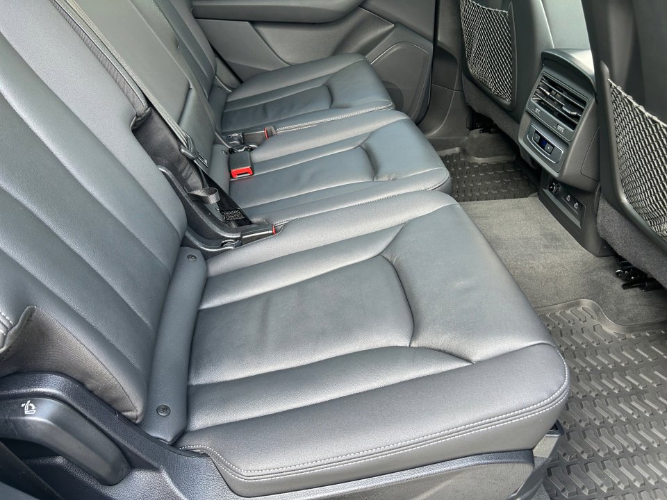 Used 2025 Audi Q7 2.0T Premium image 28