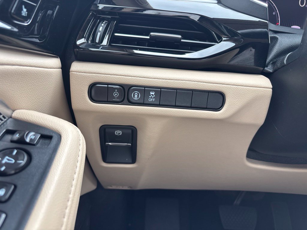 Certified 2023 Acura MDX FWD image 40