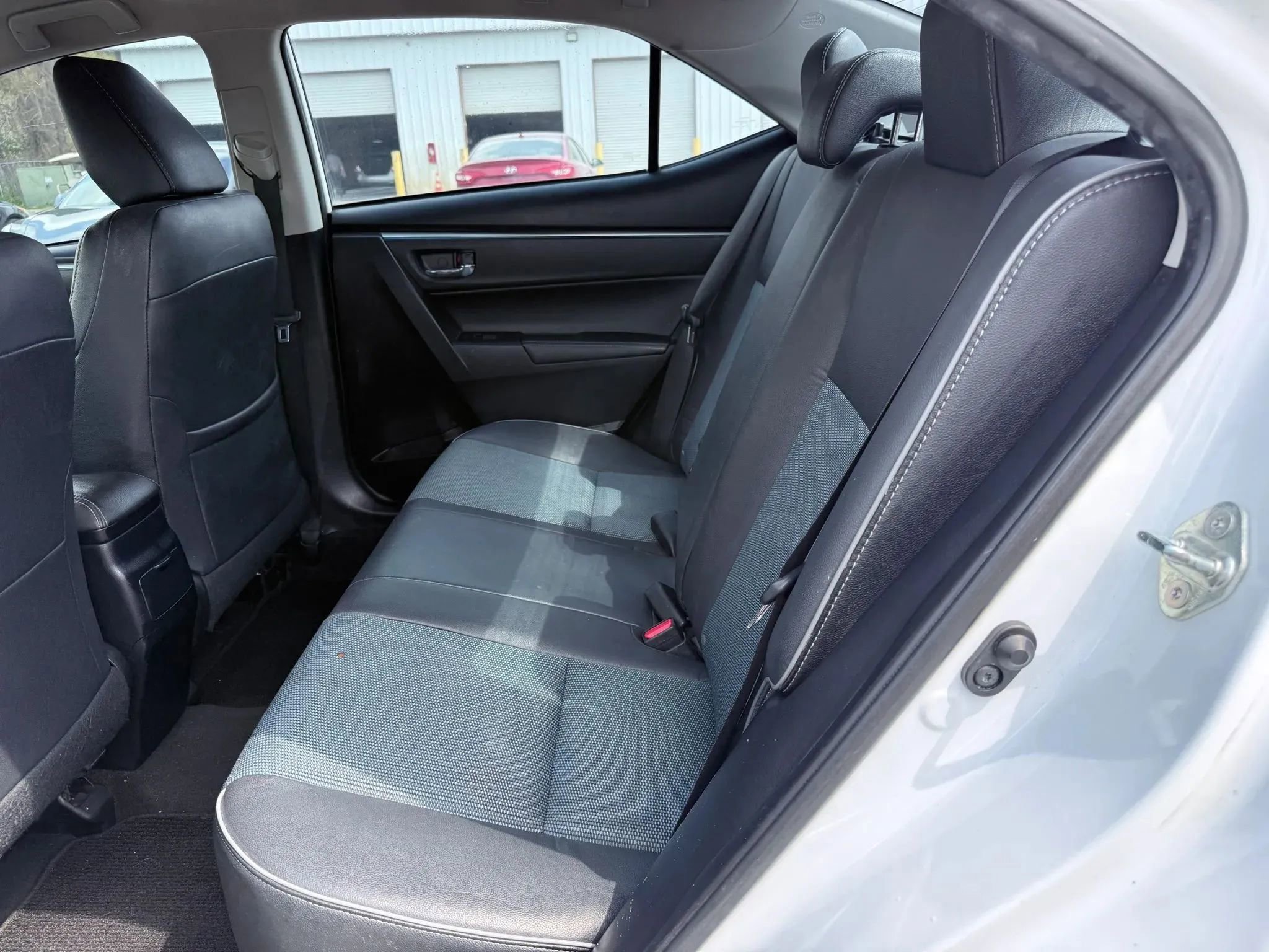 Used 2014 Toyota Corolla S image 21