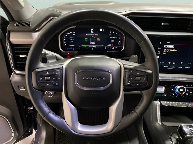 Used 2023 GMC Sierra 1500 Denali w/ Technology Package AWD/4WD image 11