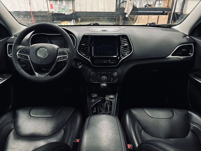 Used 2022 Jeep Cherokee Limited image 24