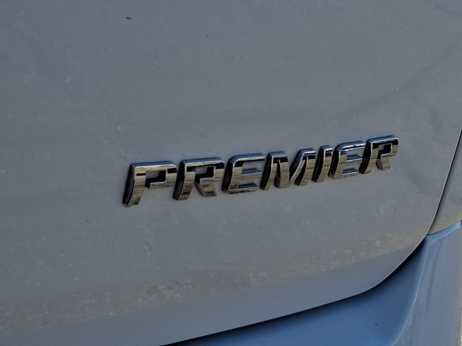 Used 2021 Chevrolet Traverse Premier AWD/4WD image 30