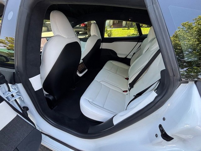 Used 2022 Tesla Model S Plaid AWD/4WD image 33