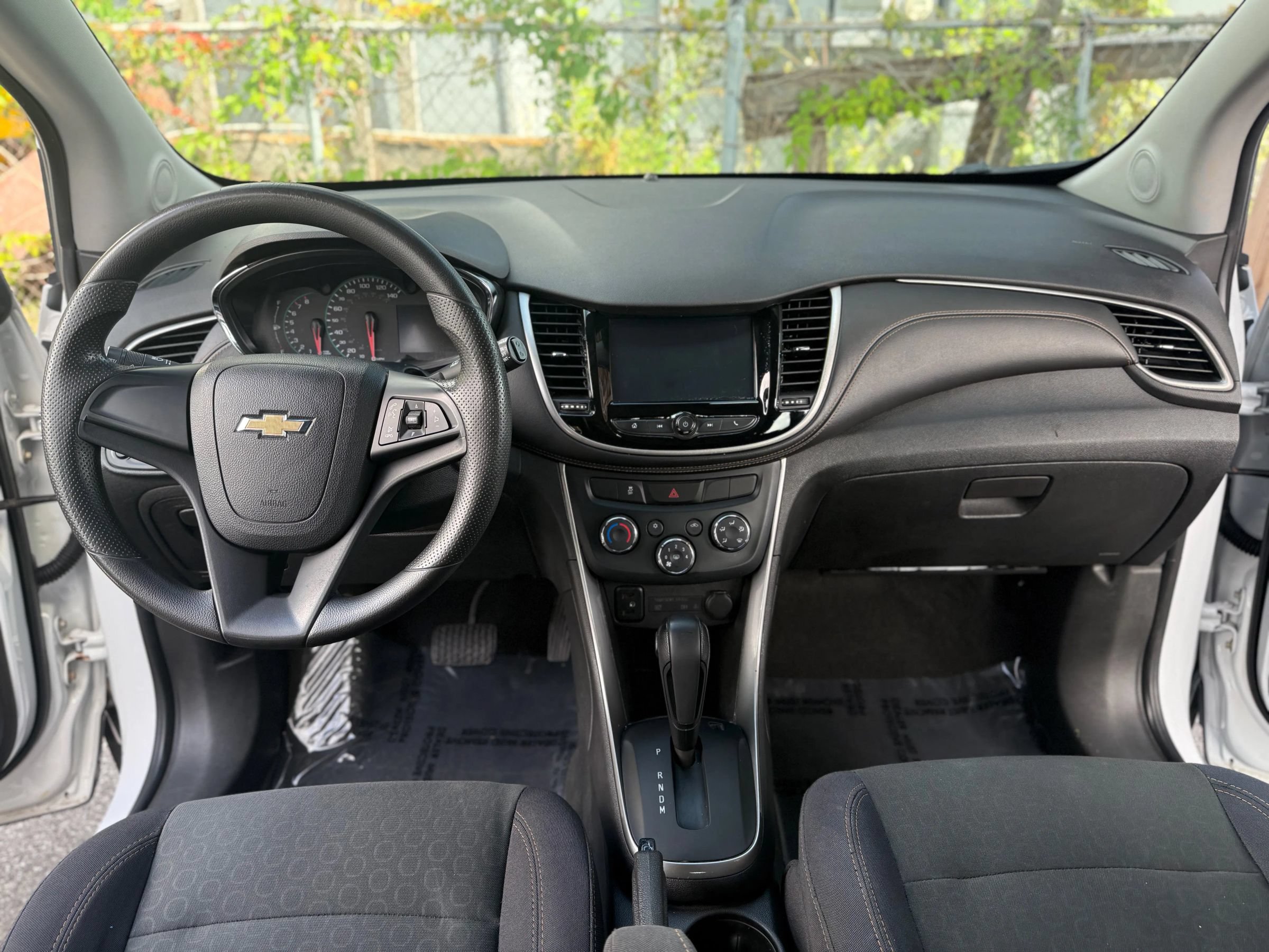 Used 2017 Chevrolet Trax LS AWD/4WD image 12