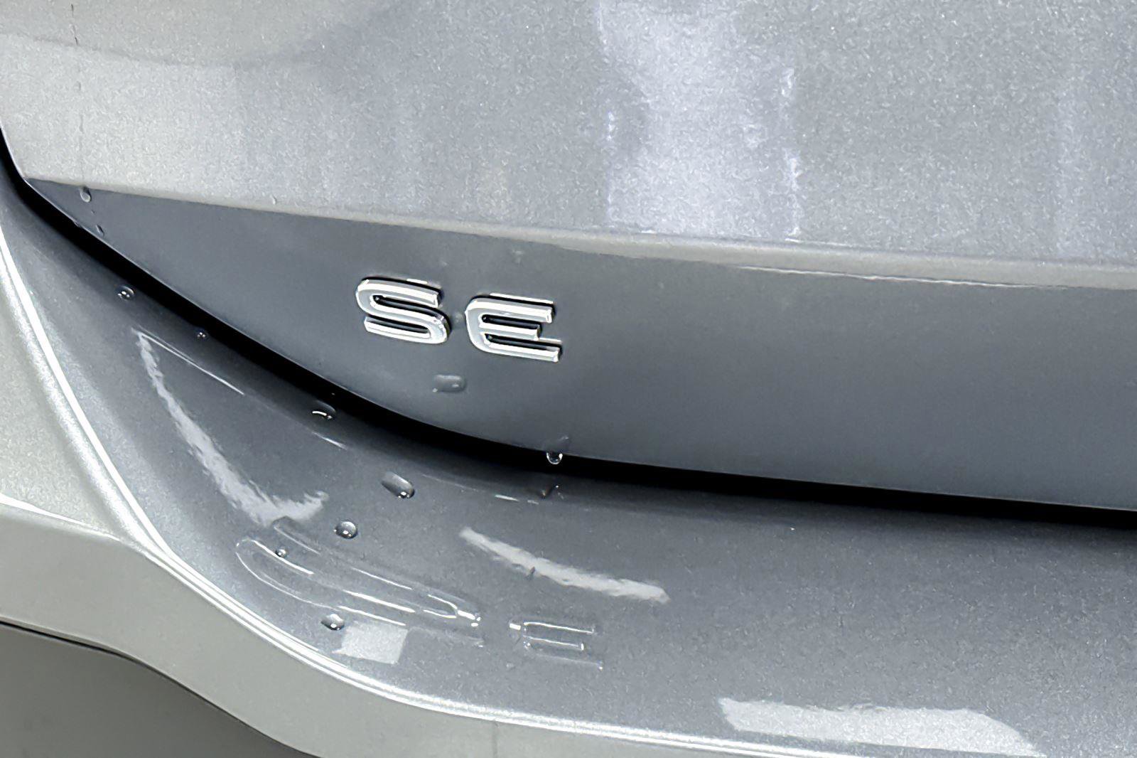 New 2026 Volkswagen Tiguan SE image 25