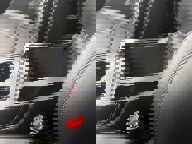 Used 2023 Lincoln Corsair AWD w/ Equipment Group 101A image 39