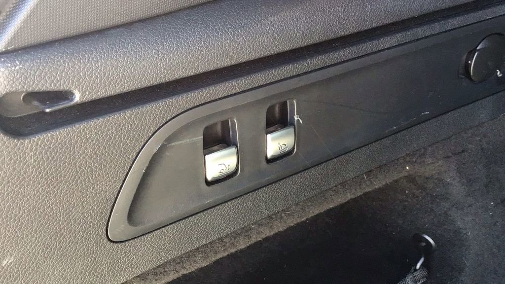 Used 2021 Mercedes-Benz GLC 43 AMG 4MATIC image 10