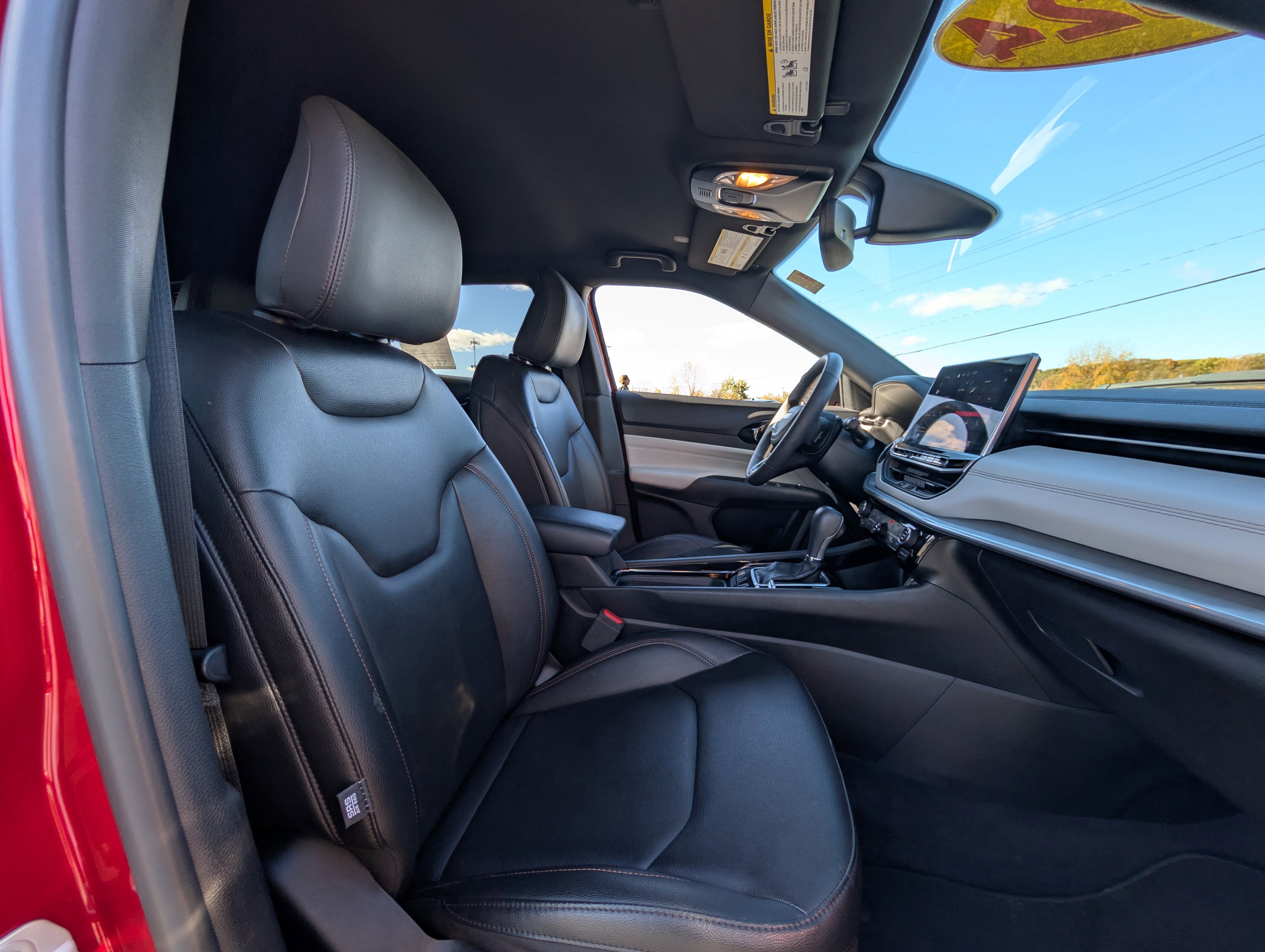 Used 2024 Jeep Compass Limited image 42