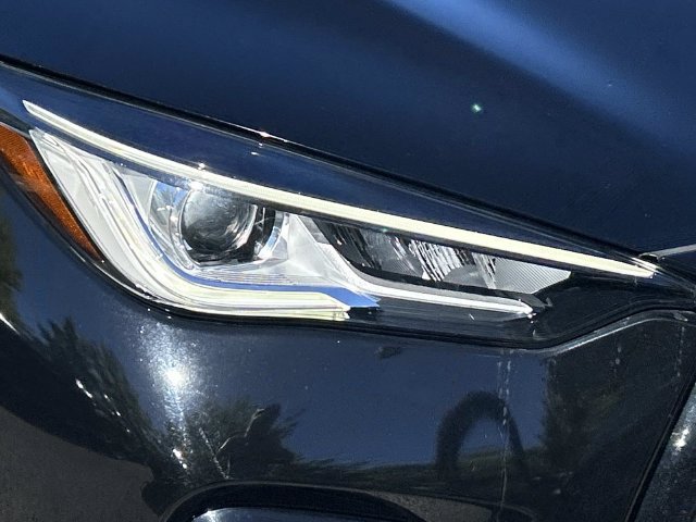 Used 2023 INFINITI QX50 Sport FWD image 10