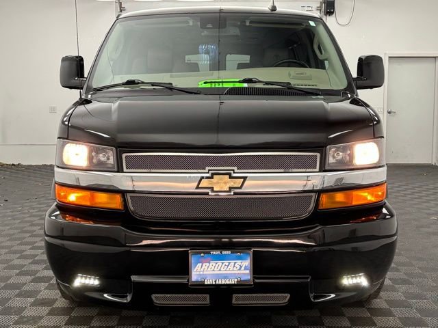 Used 2020 Chevrolet Express 2500 w/ Enhanced Convenience Package image 16