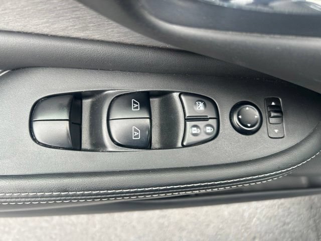 Used 2021 Nissan Murano SV AWD/4WD image 22