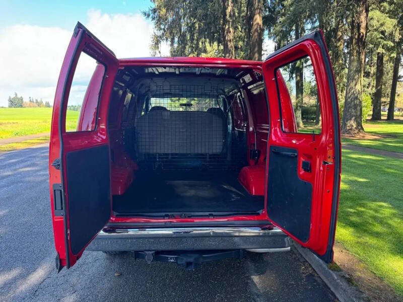 Used 2008 Ford E-350 and Econoline 350 Super Duty RWD image 26
