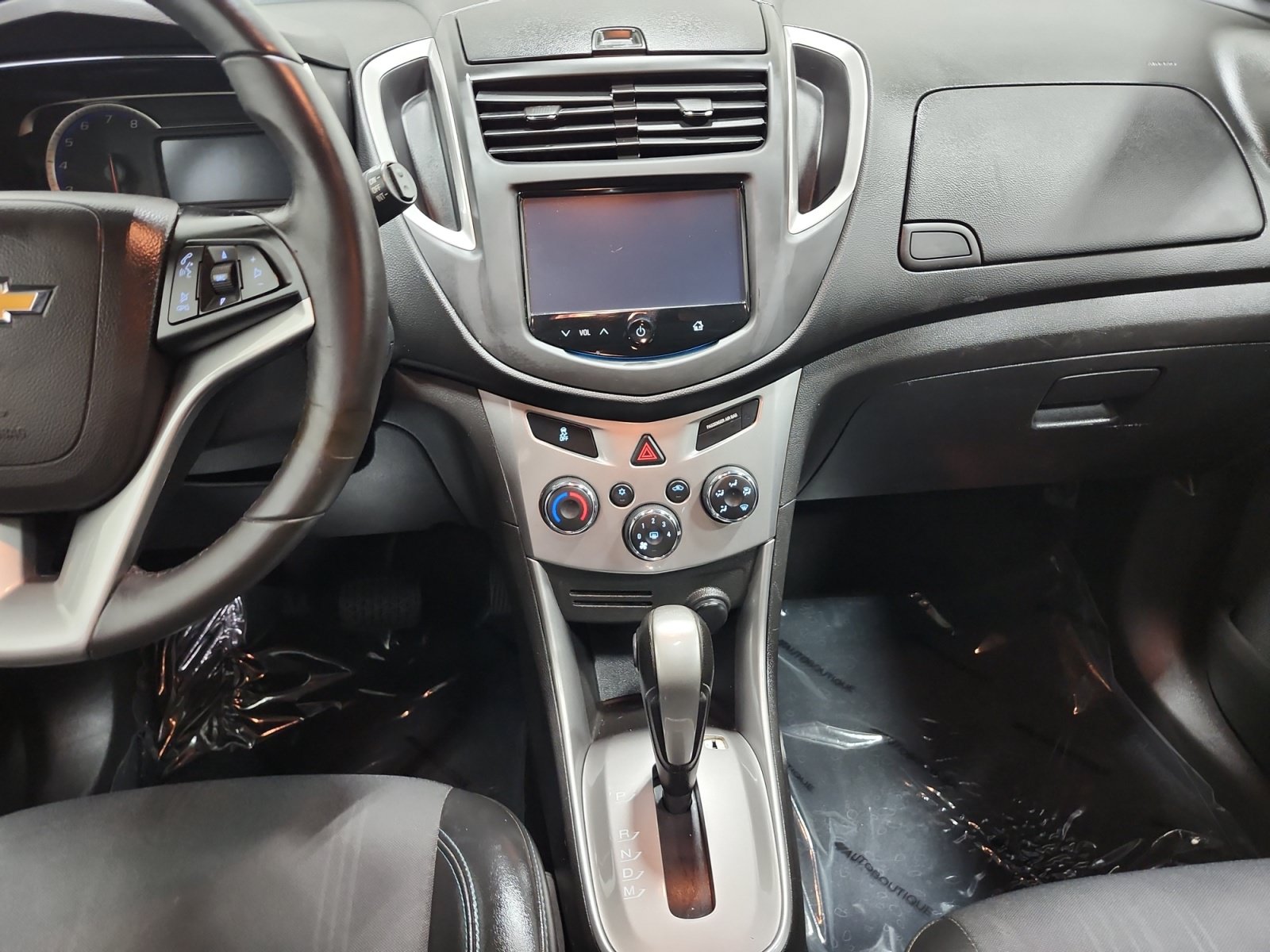 Used 2016 Chevrolet Trax LT w/ LT Sun and Sound Package FWD image 11