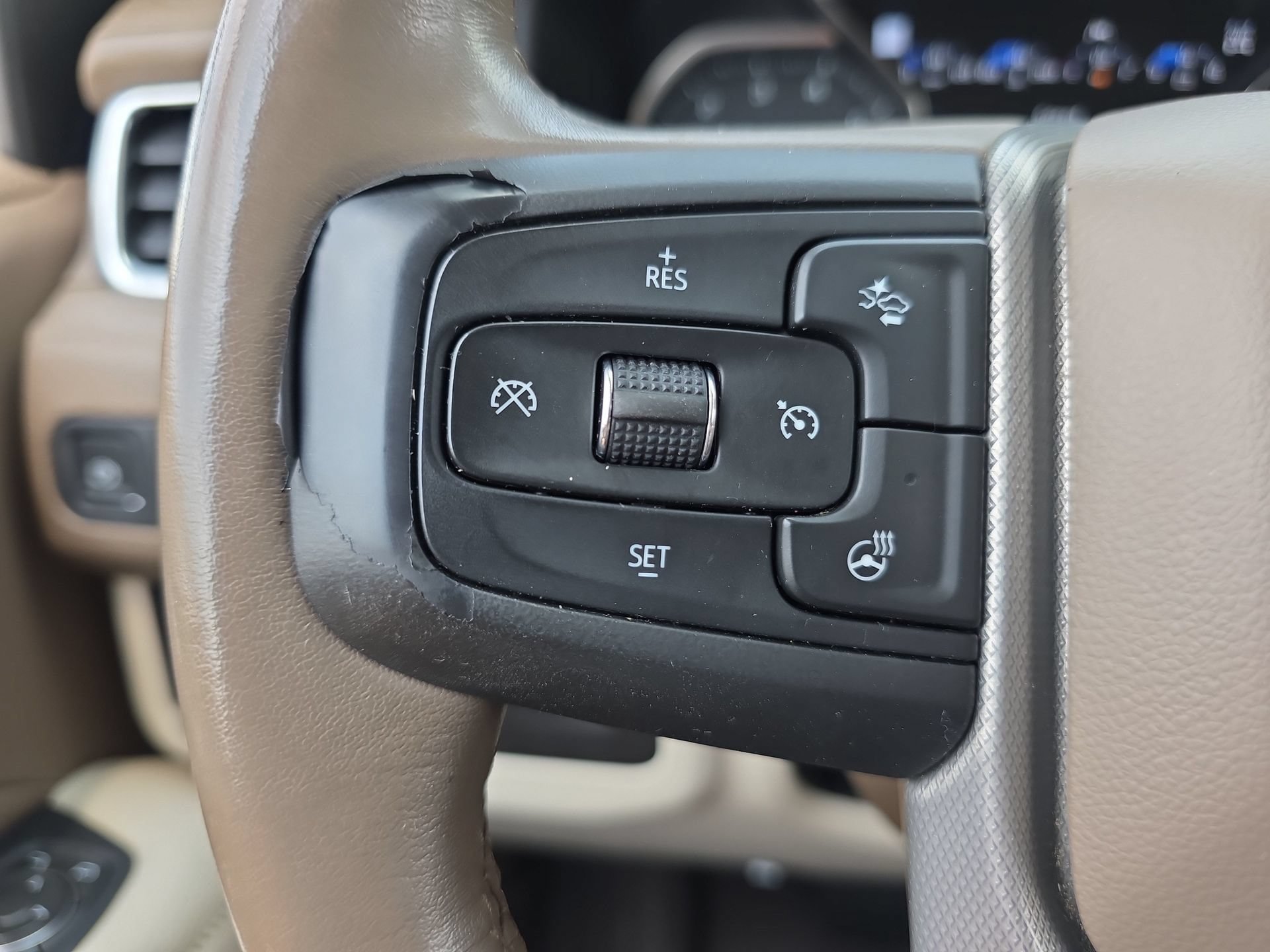 Used 2021 GMC Yukon XL Denali AWD/4WD image 21