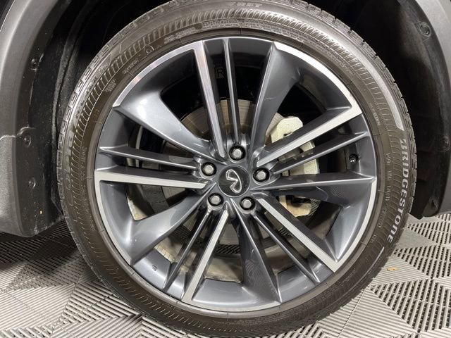 Used 2025 INFINITI QX55 Luxe w/ Cargo Package image 14