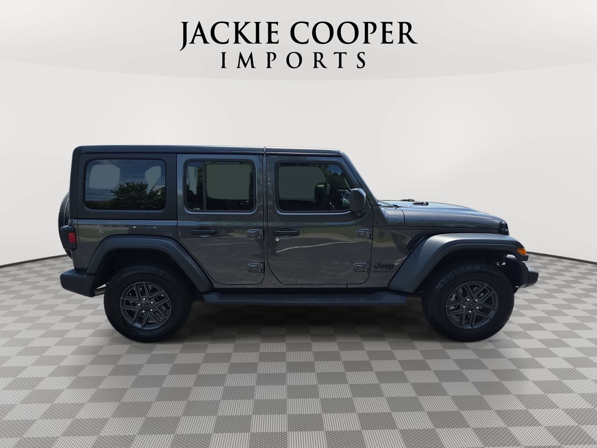 Used 2024 Jeep Wrangler Unlimited Sport AWD/4WD image 4