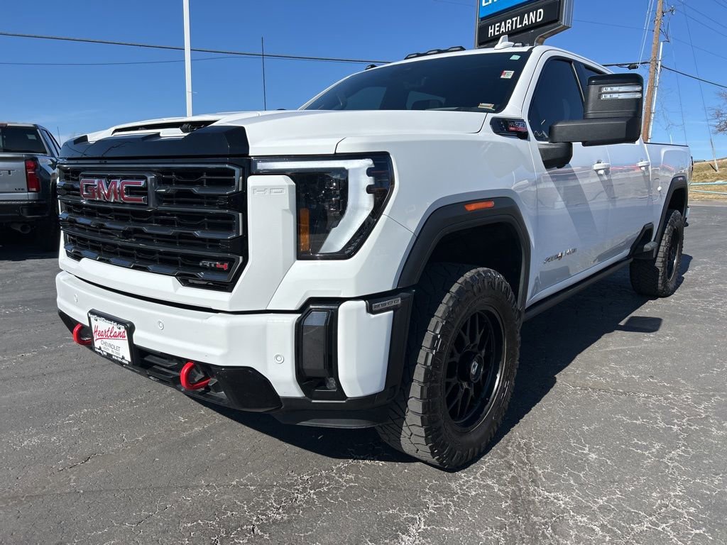Used 2024 GMC Sierra 2500 AT4 w/ AT4 Premium Plus Package image 1