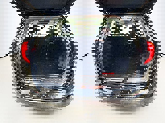 Used 2020 GMC Terrain SLT w/ Preferred Package image 22