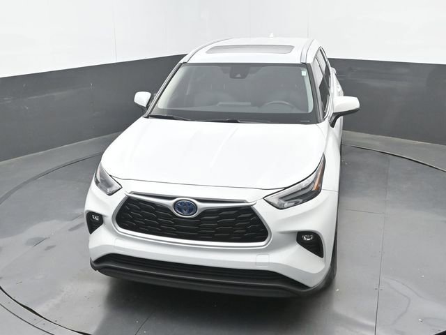 Used 2022 Toyota Highlander XLE image 28