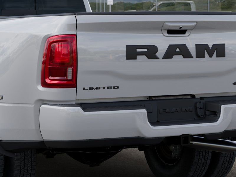 New 2025 RAM 3500 Limited image 13