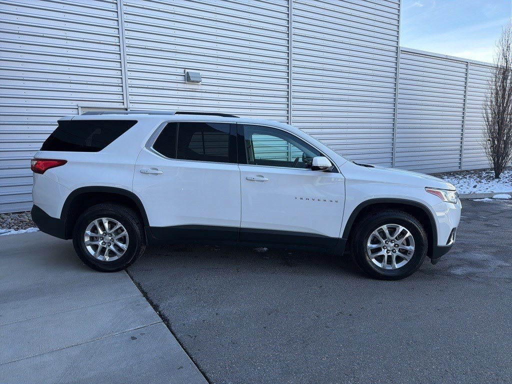 Used 2018 Chevrolet Traverse LT image 4