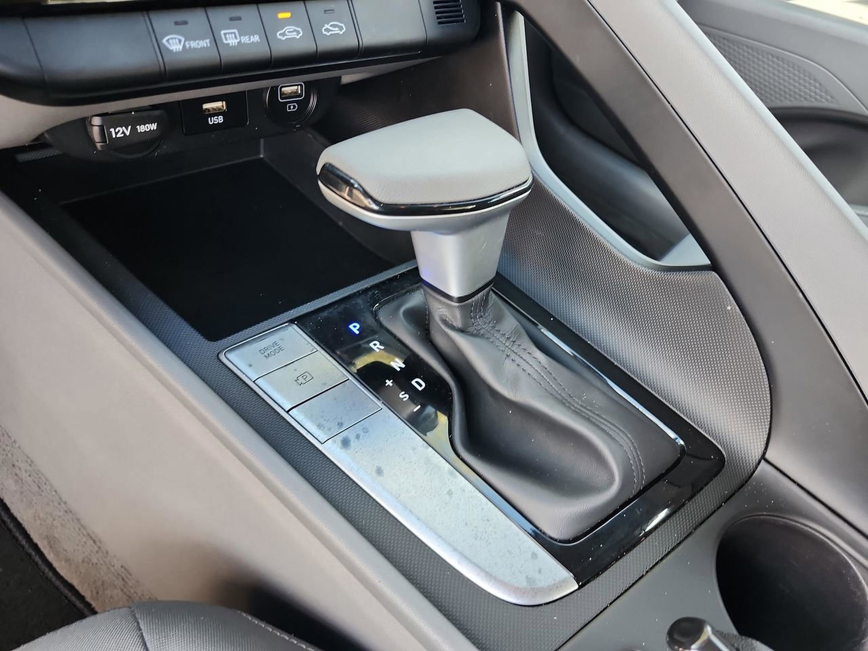 Certified 2023 Hyundai Elantra SEL image 14