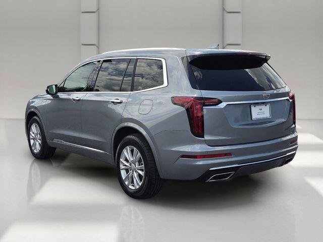 Certified 2025 Cadillac XT6 Luxury FWD image 3