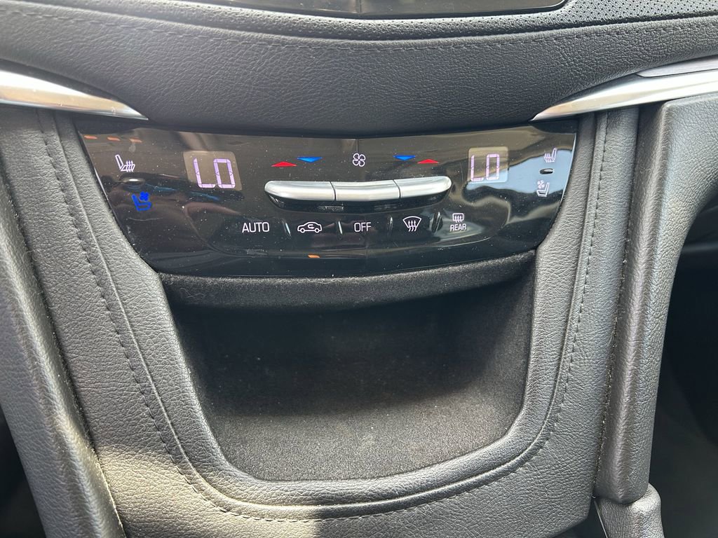 Used 2018 Cadillac XT5 Premium Luxury FWD image 20