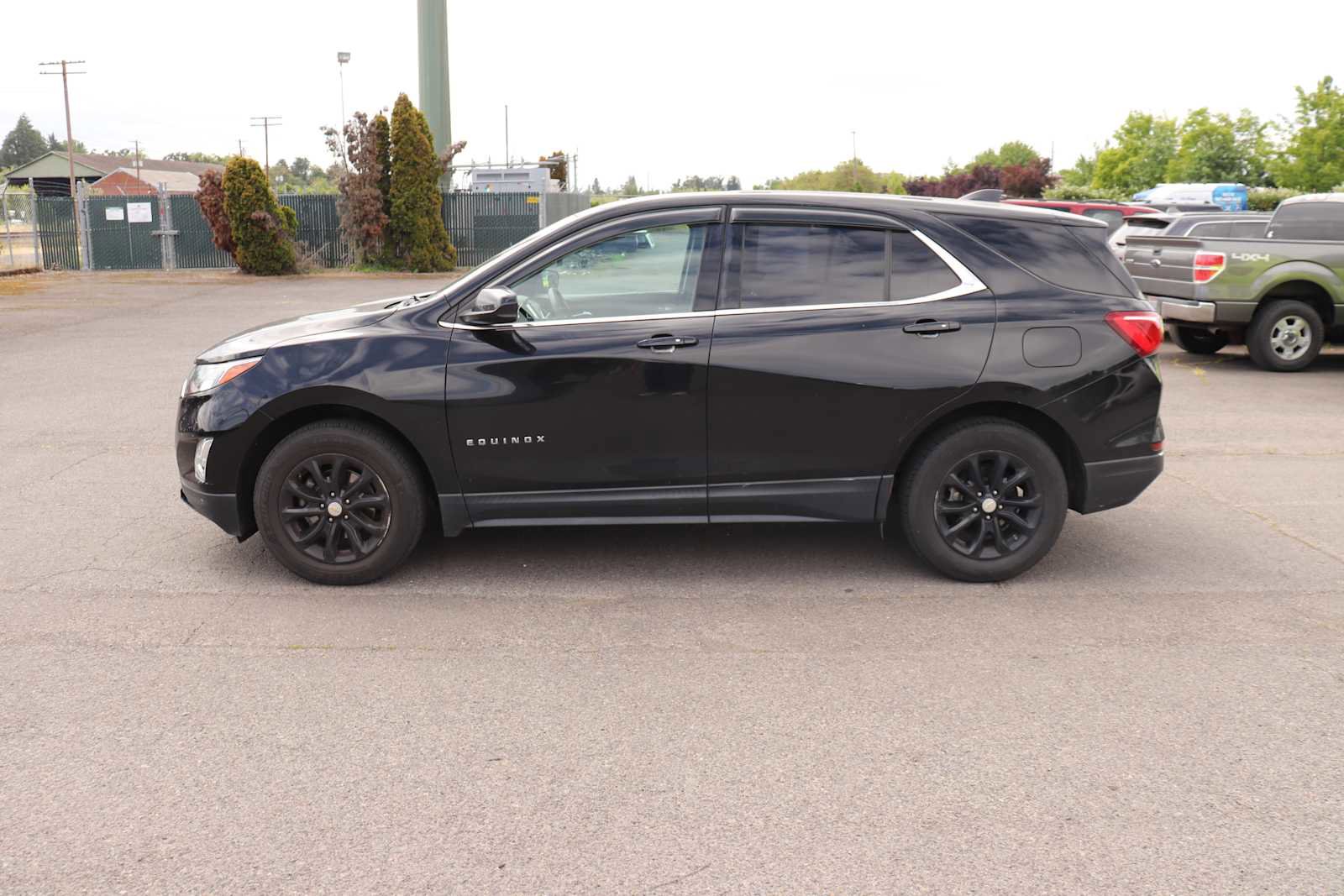 Used 2018 Chevrolet Equinox LT FWD image 8