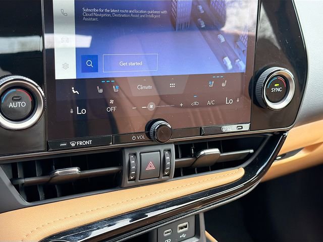 Used 2025 Lexus NX 250 FWD w/ Towing Package (2000 Lbs) image 34