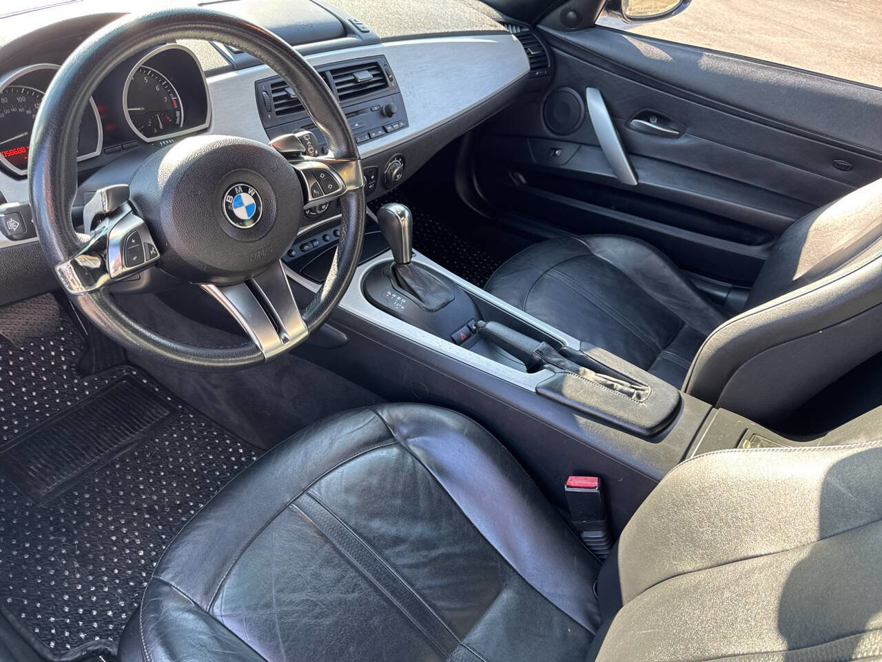 Used 2007 BMW Z4 3.0si image 15