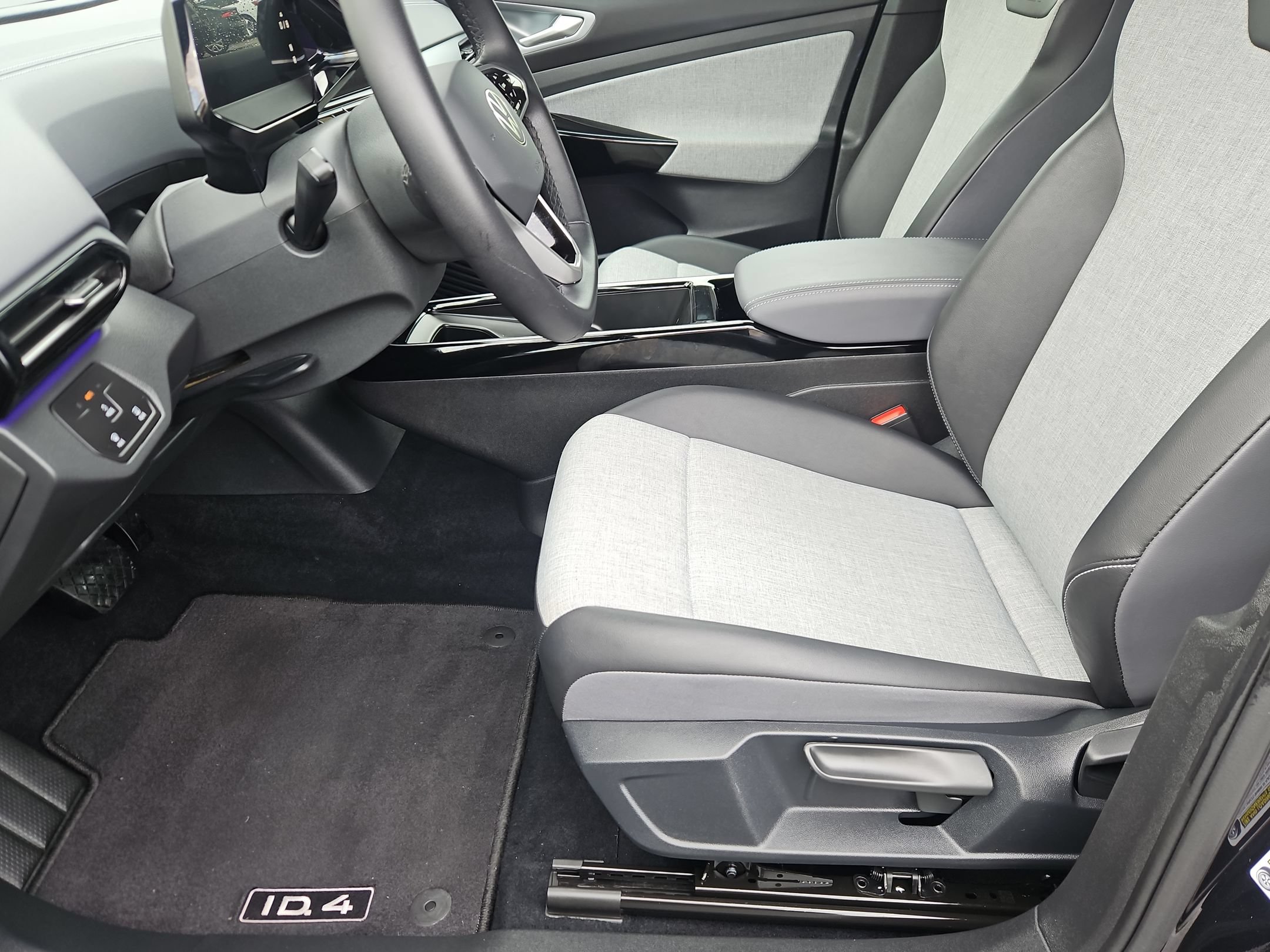 Used 2023 Volkswagen ID.4 Pro RWD image 13