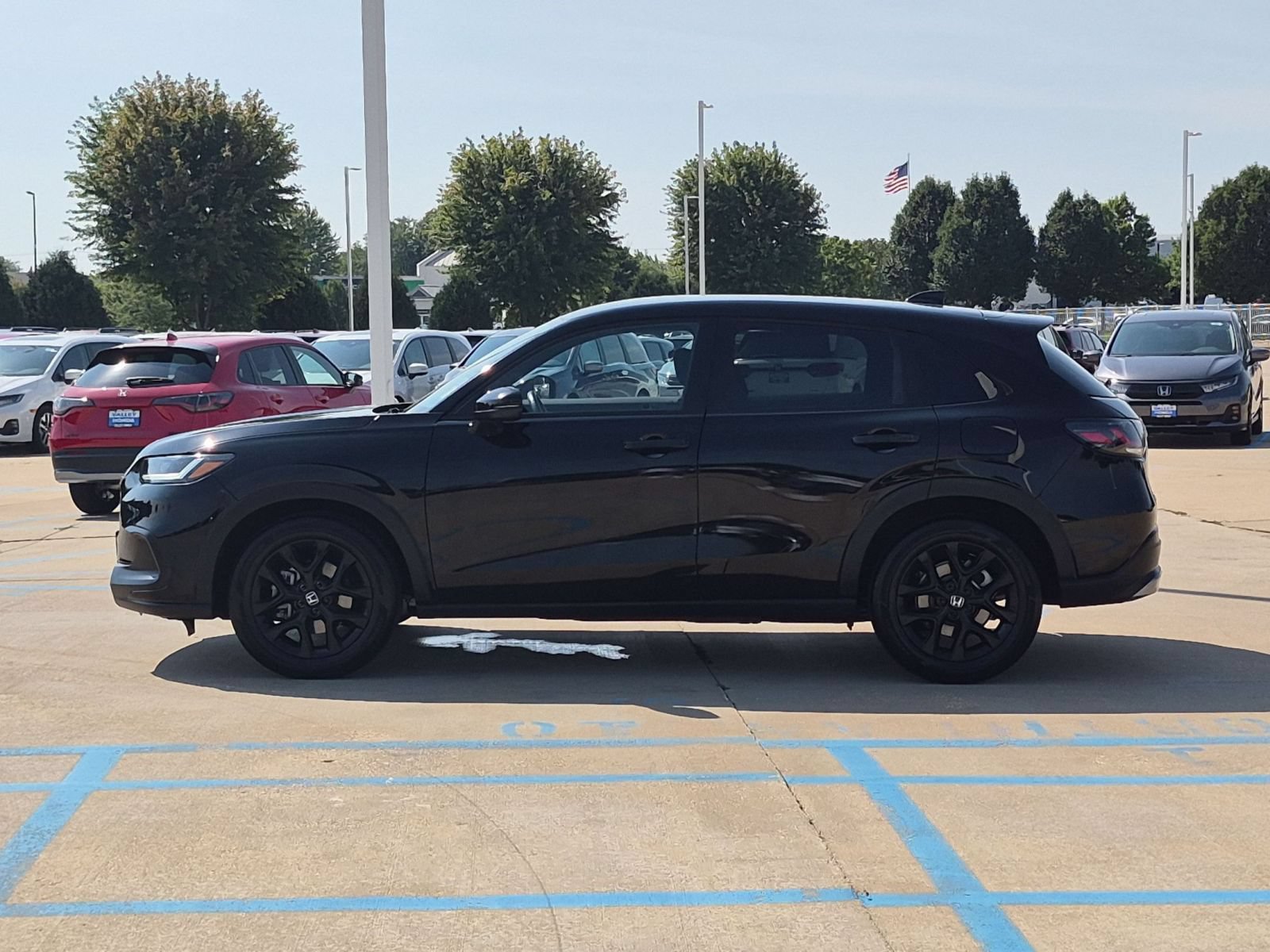 Certified 2025 Honda HR-V Sport image 10