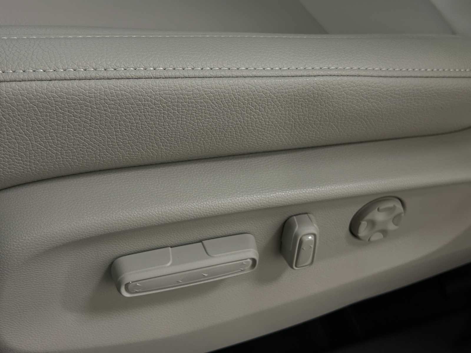 New 2027 Honda Odyssey EX-L image 15
