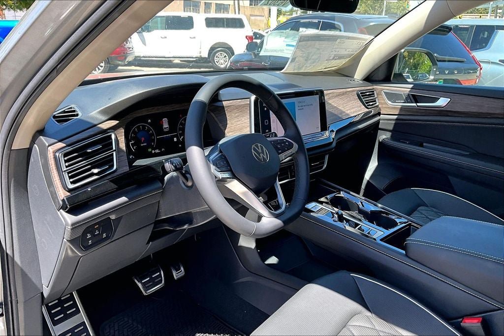 New 2026 Volkswagen Atlas SEL Premium R-Line AWD/4WD image 14