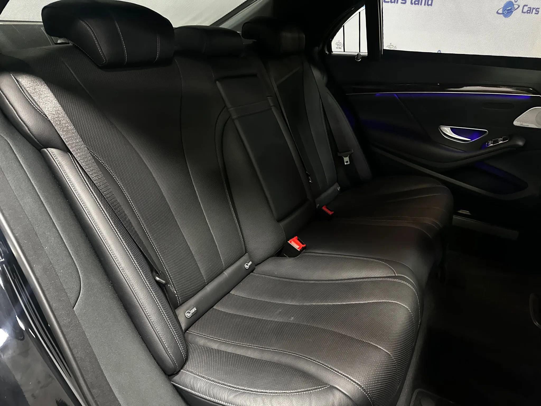 Used 2017 Mercedes-Benz S 550 Sedan image 18