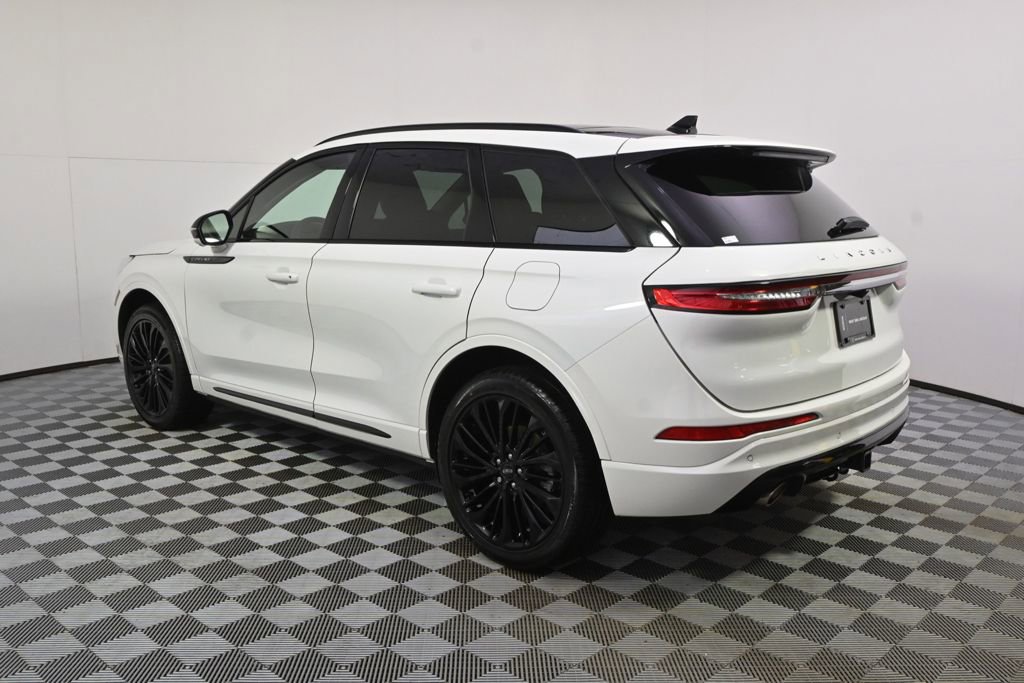 New 2026 Lincoln Corsair Reserve w/ Jet Appearance Package AWD/4WD image 3