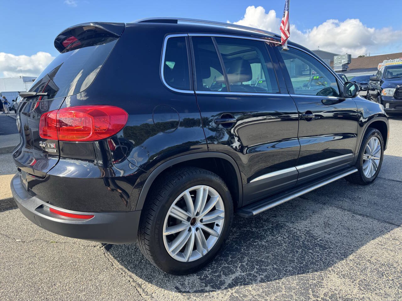 Used 2014 Volkswagen Tiguan SEL AWD/4WD image 10