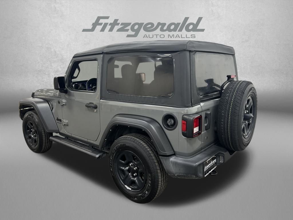 Used 2022 Jeep Wrangler Sport image 3