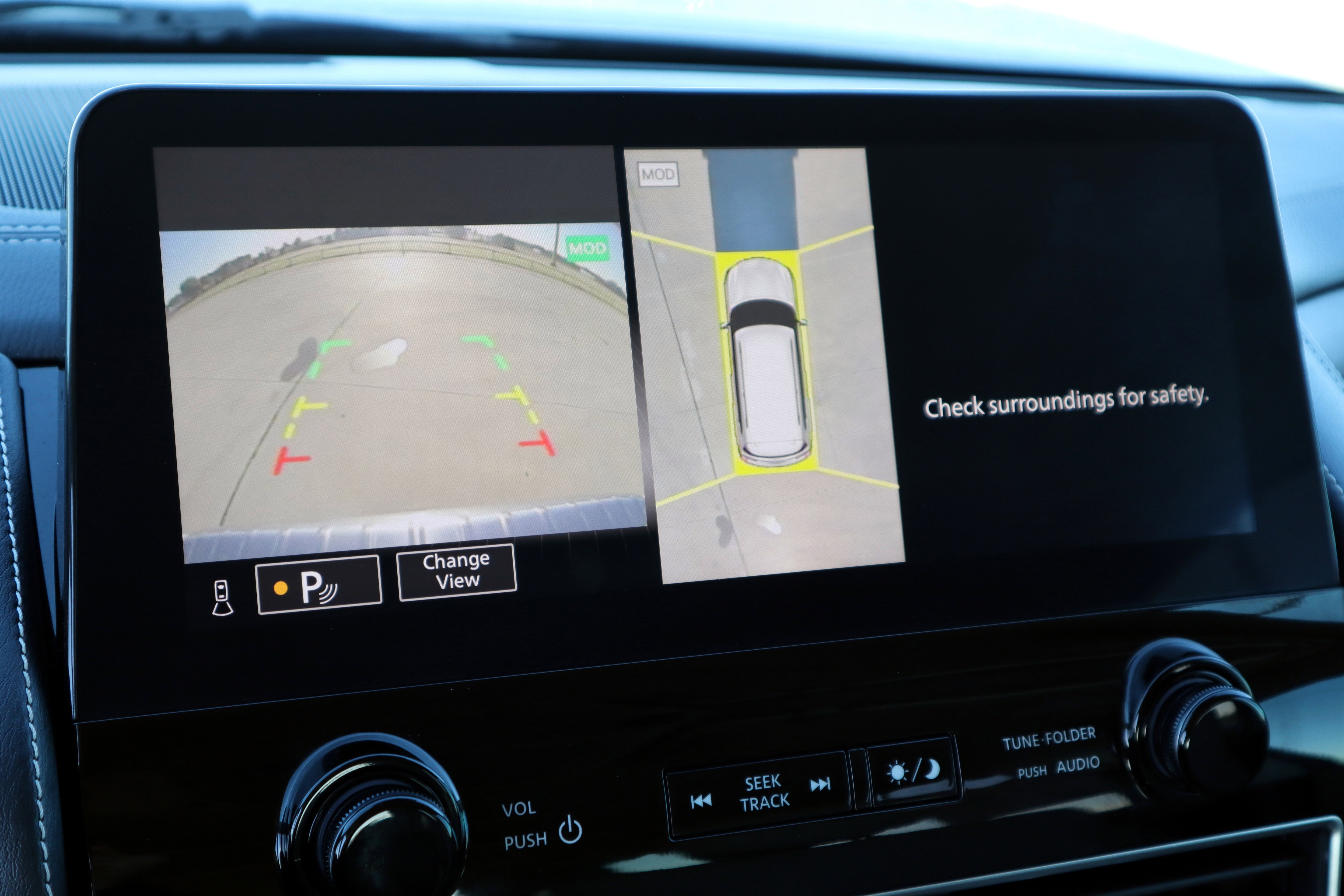 Used 2022 INFINITI QX80 Premium Select w/ Cargo Package image 28