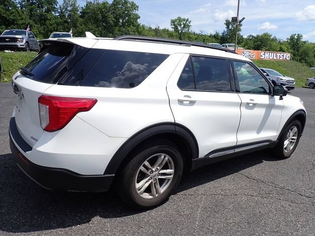 Used 2023 Ford Explorer XLT w/ Equipment Group 202A AWD/4WD image 6