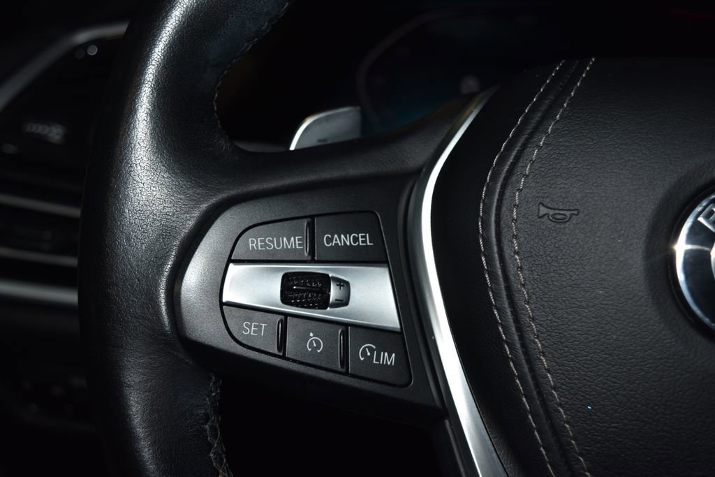 Used 2020 BMW X6 xDrive40i w/ Premium Package image 9