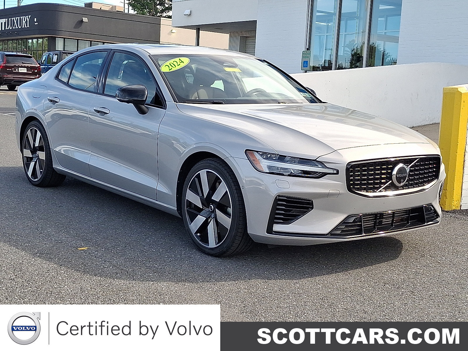 Certified 2024 Volvo S60 T8 Ultimate w/ Climate Package AWD/4WD image 1