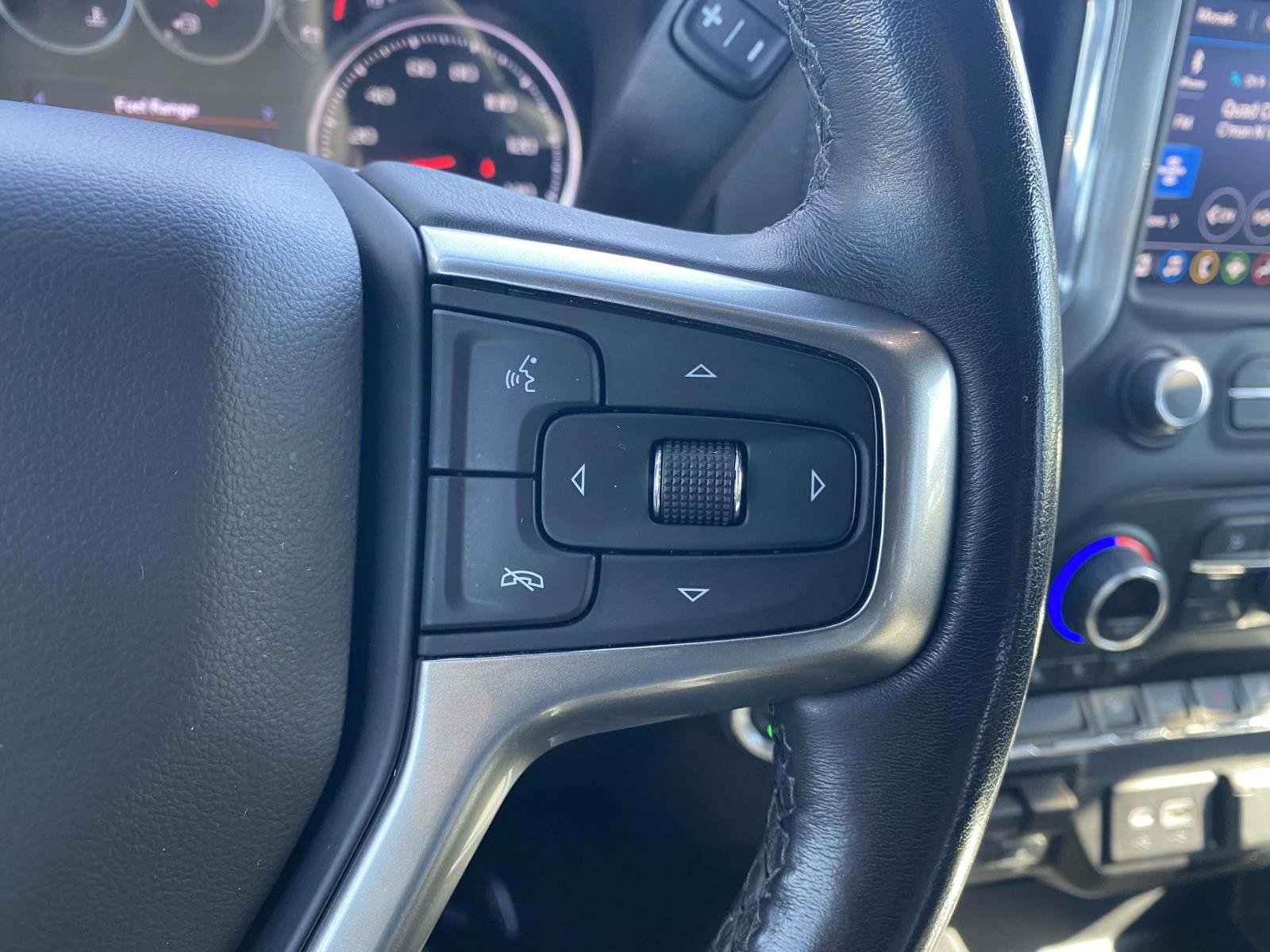 Used 2021 Chevrolet Silverado 2500 LTZ w/ LTZ Convenience Package image 21