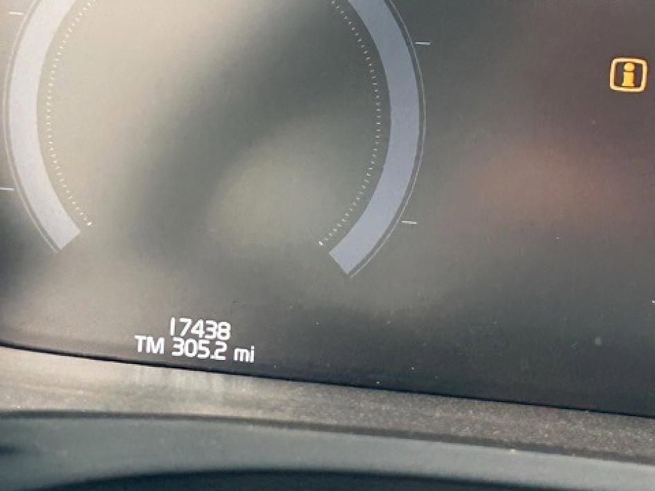 Used 2021 Polestar Polestar 1 image 3