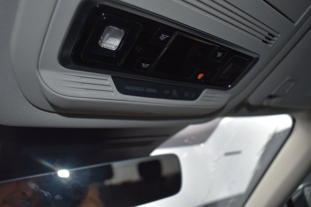 New 2026 Lincoln Nautilus Premier AWD/4WD image 13